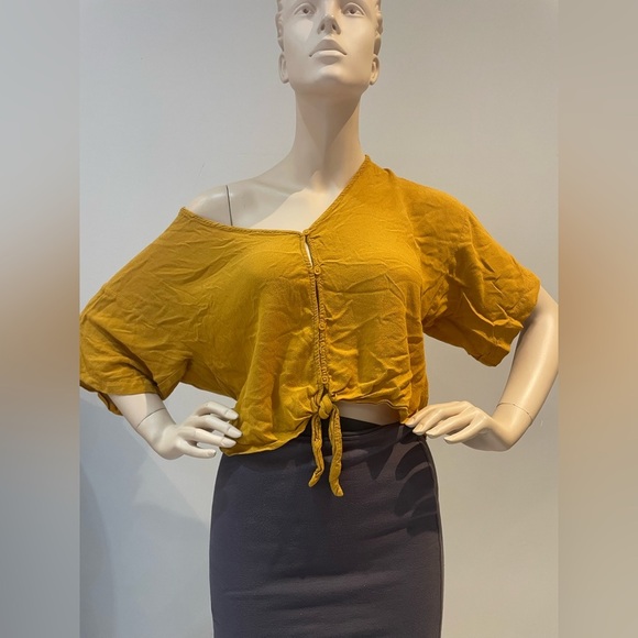 FOREVER 21 | button-up blouse shirt in mustard yellow Size Small - Picture 4 of 11